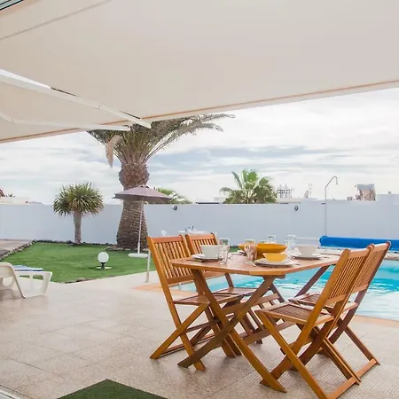 Violetta - Delightful 2 Bedroomed Villa *